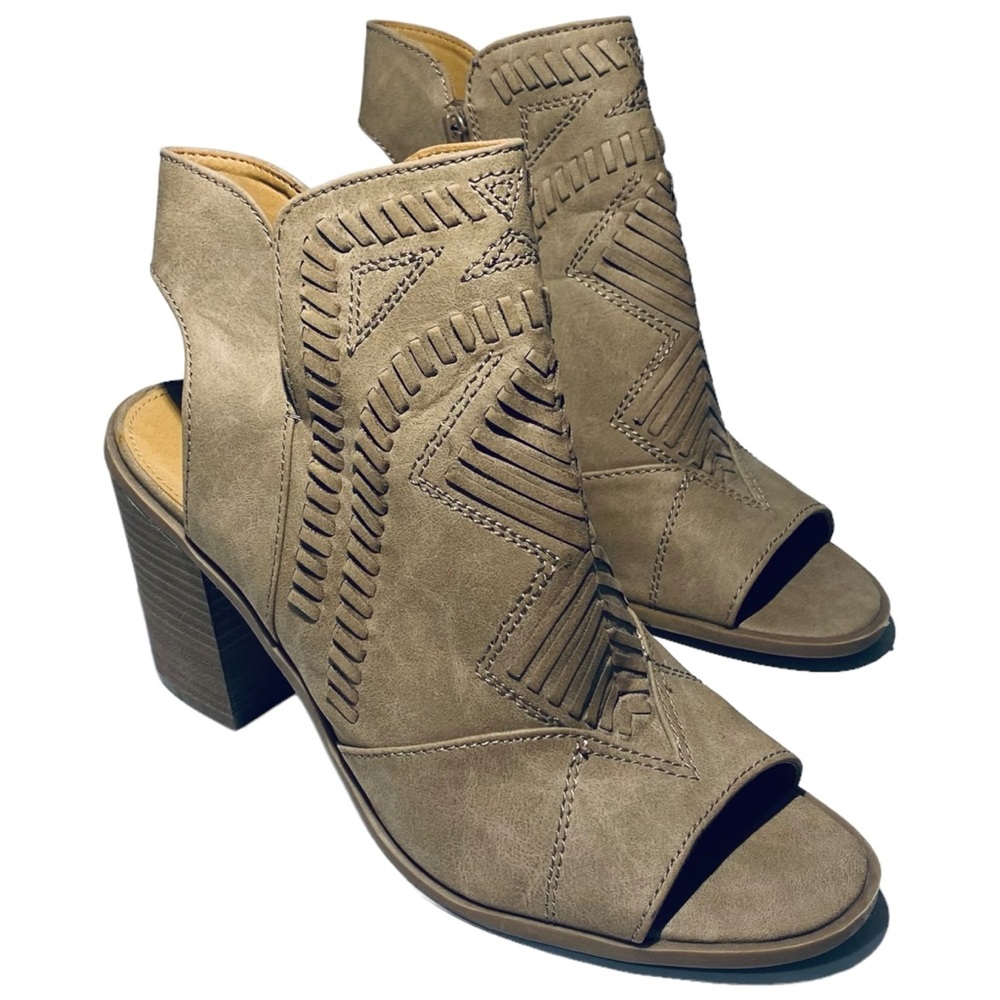 Universal Thread Women's Size 8 Edwina Open Toe Block Heel Booties